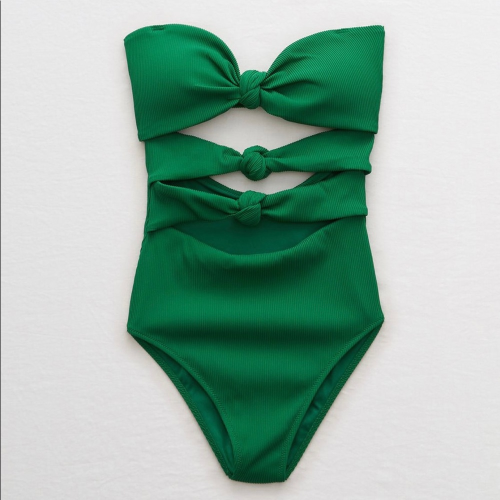 •NWT• Green Knot One Piece